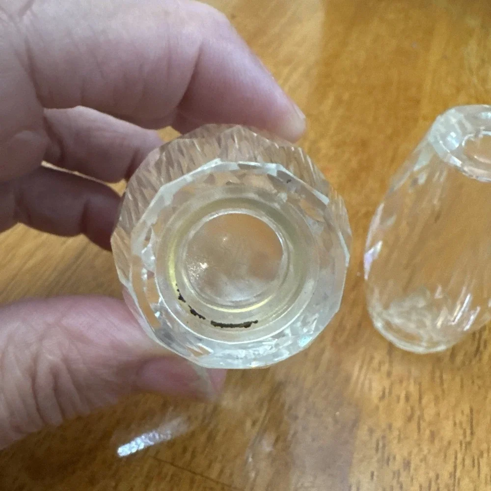 Vintage Elegant Clear Crystal Glass Small Salt Pepper Shakers 2.5
